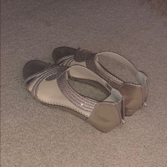 Gold Charter Club Ginifur Wedge Sandals/Wedge Heels - Picture 5 of 7